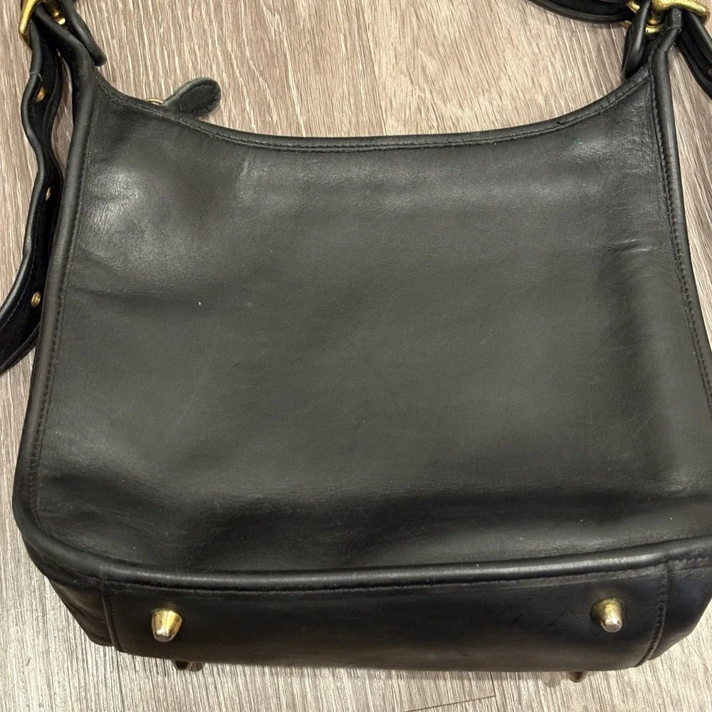 Coach Legacy 9966 Black Leather Shoulder Bag USA Made Brass Hardware Vintage 90s
